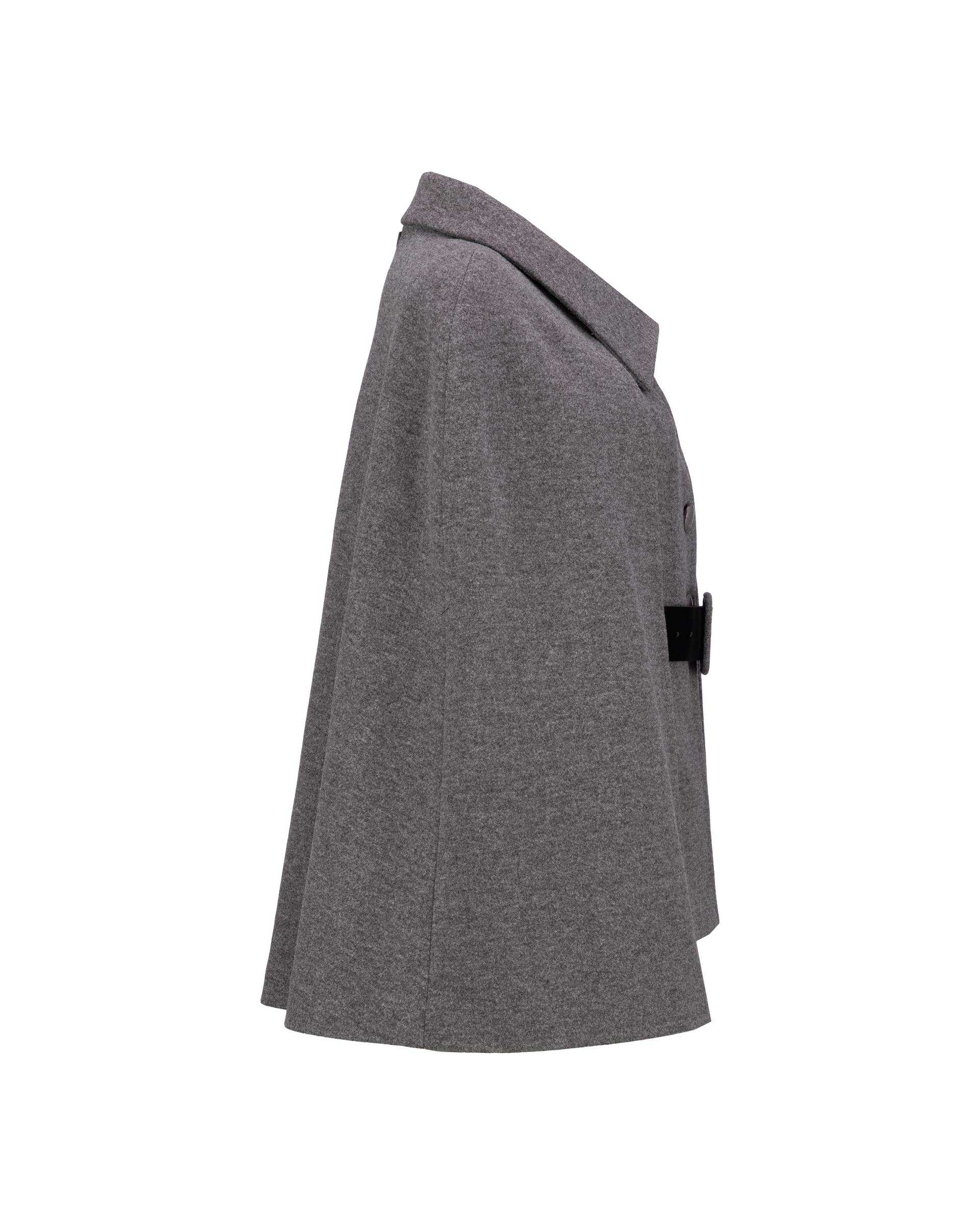 پالتو و شنل زنانه نوک مدادی مدل فوژان السانا Elsana کد 2409