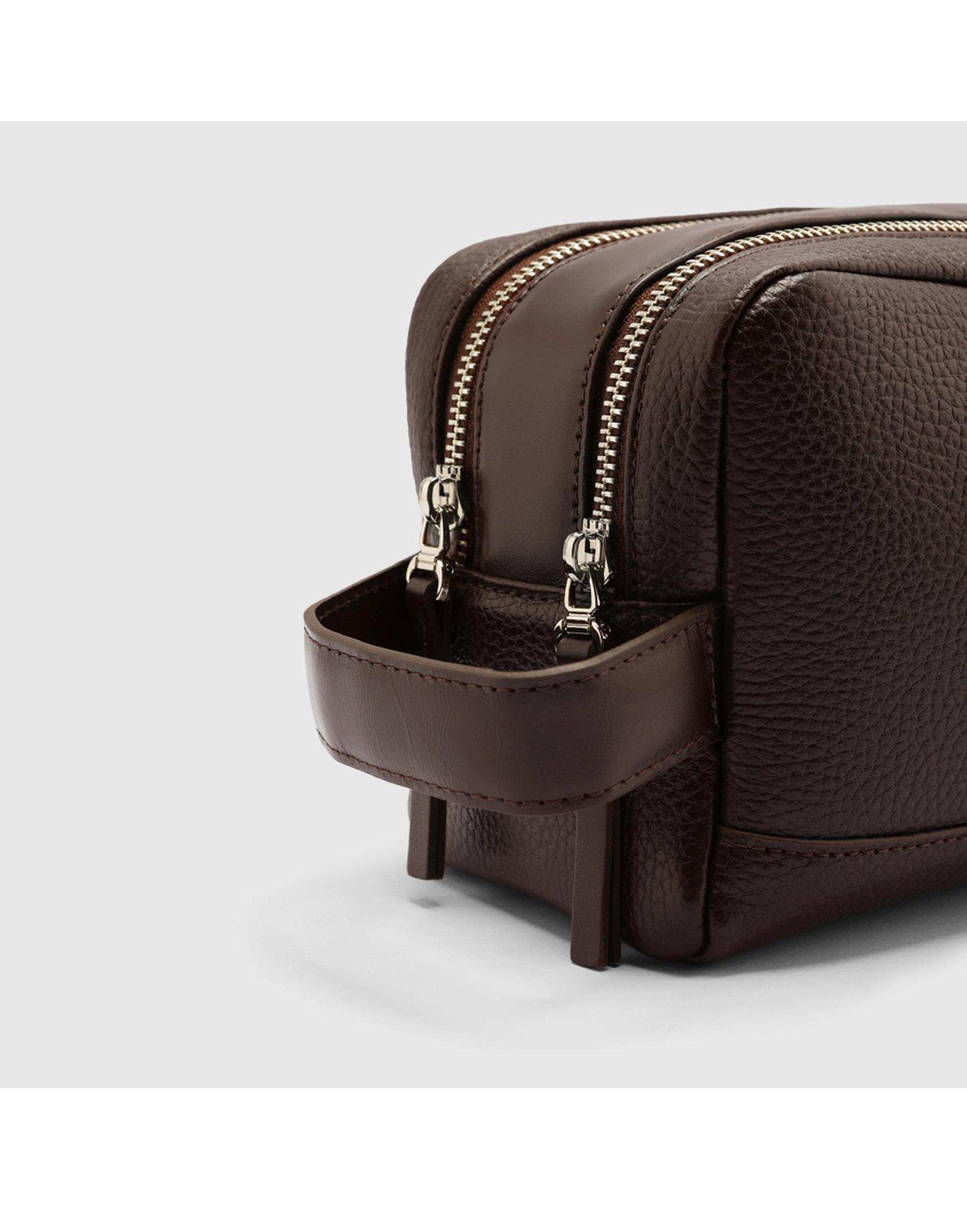 کیف دستی چرم طبیعی مردانه فلوتر قهوه ای اورز Orez مدل NEDکد COM103