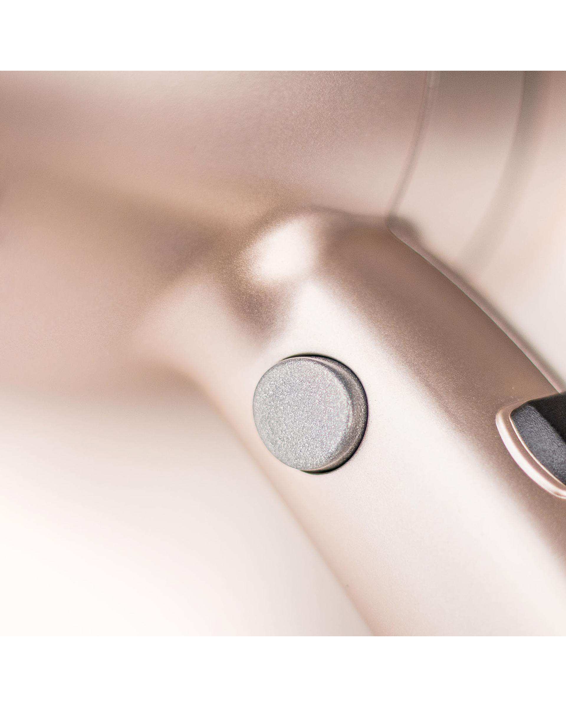 سشوار 2400 وات رزگلد والرا Valera مدل Master Pro 3200