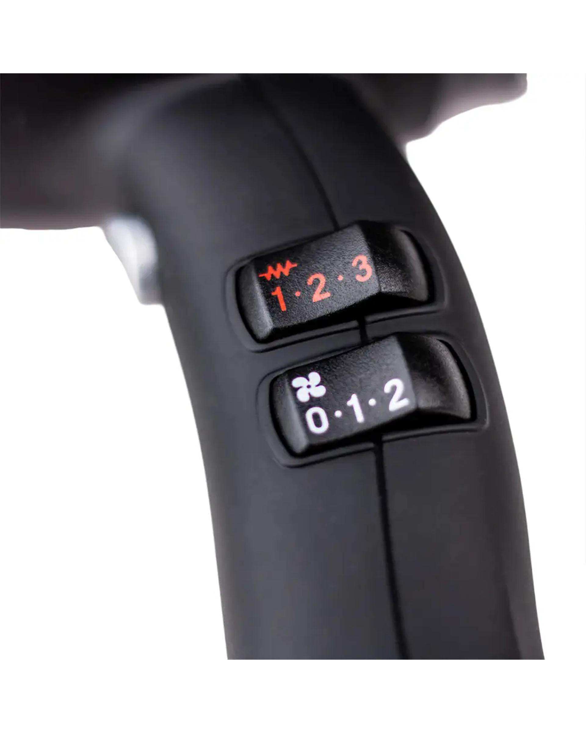 سشوار حرفه ای 2000 وات والرا Valera مدل Dynamic Pro Light 4000