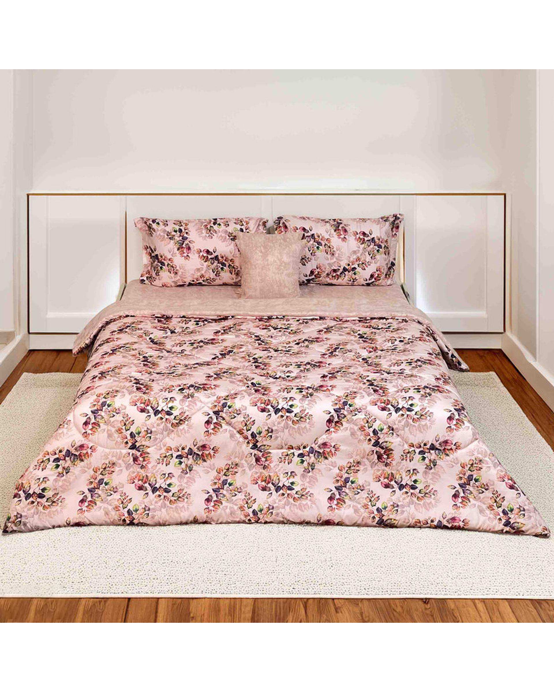 سرویس خواب یک نفره 4 تکه صورتی مانیکا هوم Monica Home مدل سوران