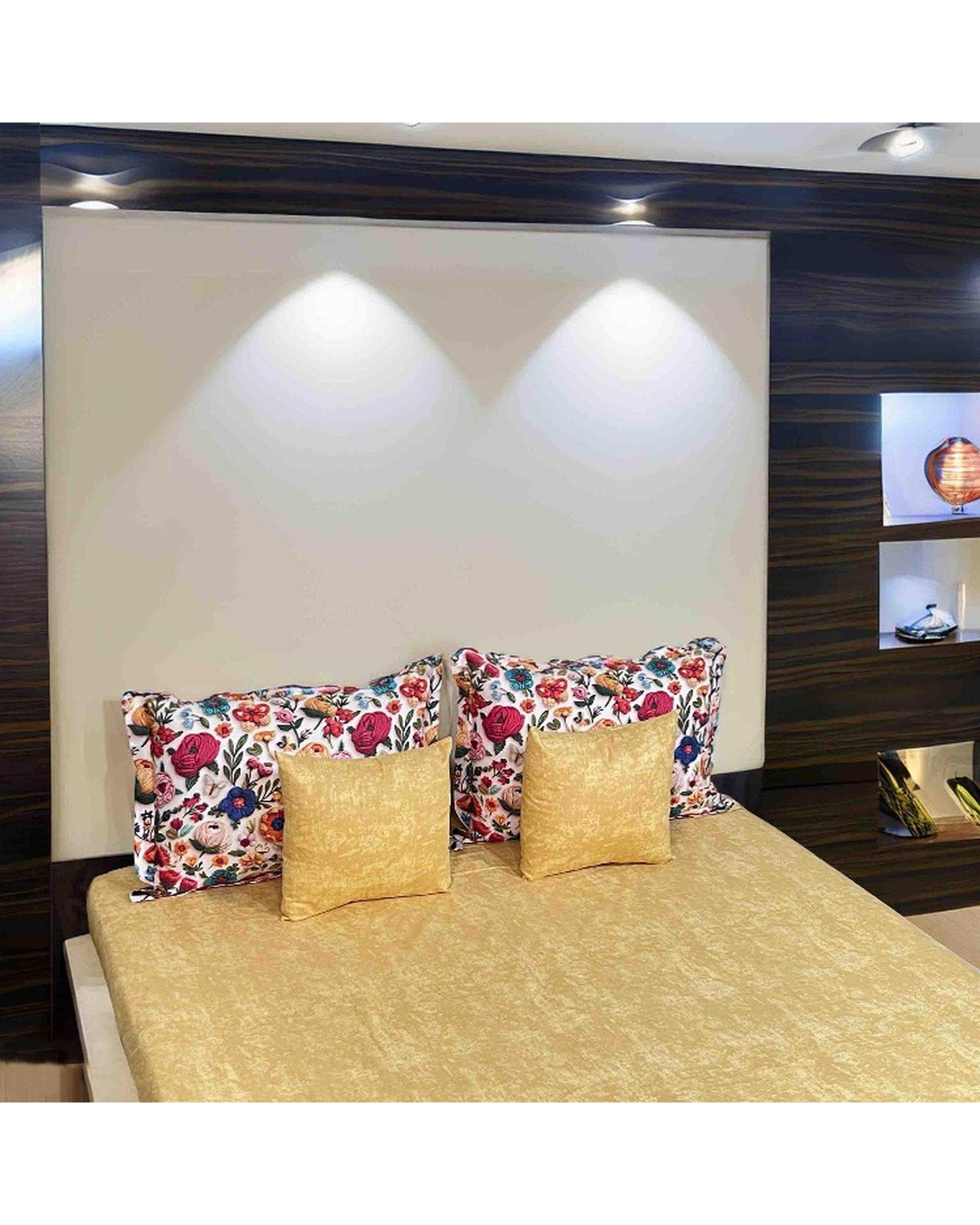 سرویس خواب دو نفره 6 تکه مانیکا هوم Monica Home مدل زرین