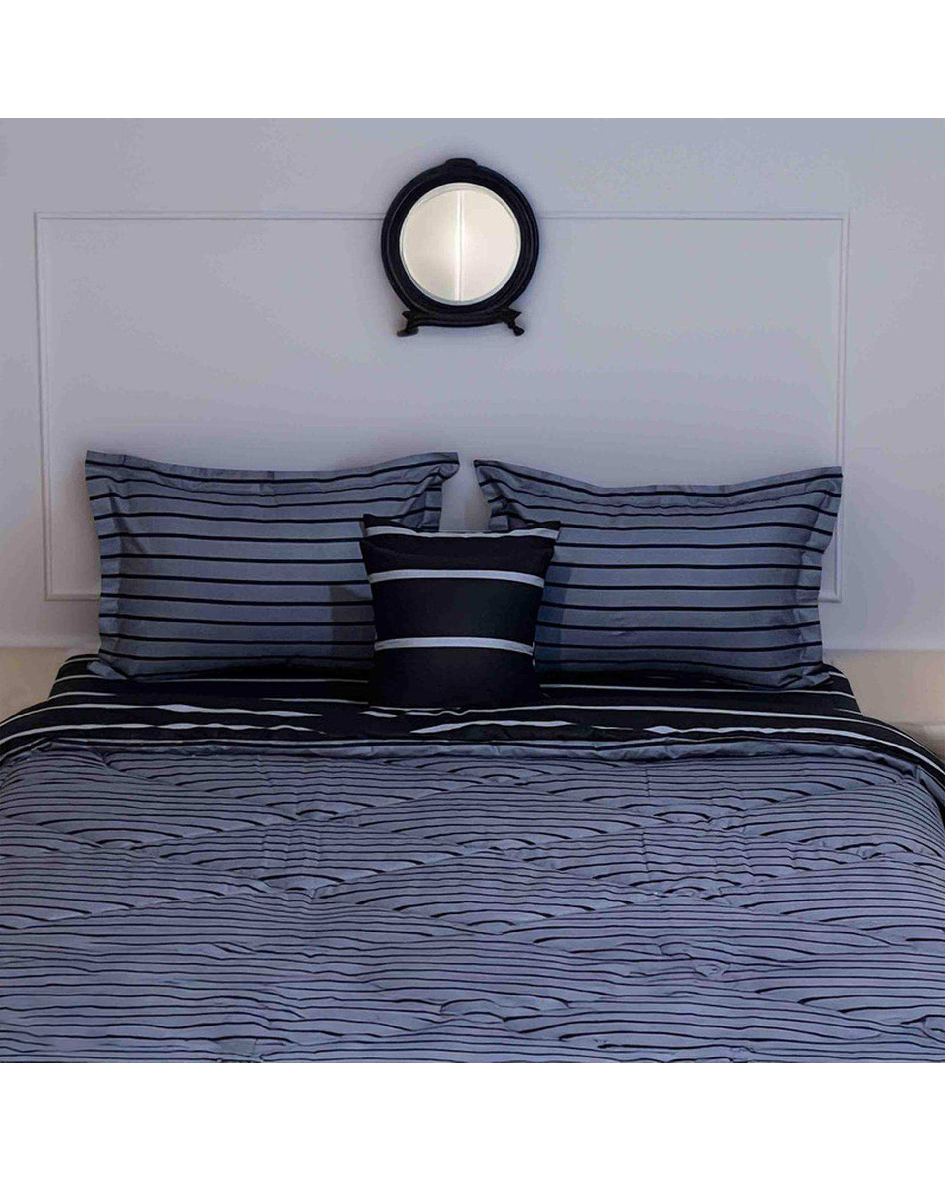 سرویس خواب یک نفره 4 تکه نوک مدادی مانیکا هوم Monica Home مدل لینو
