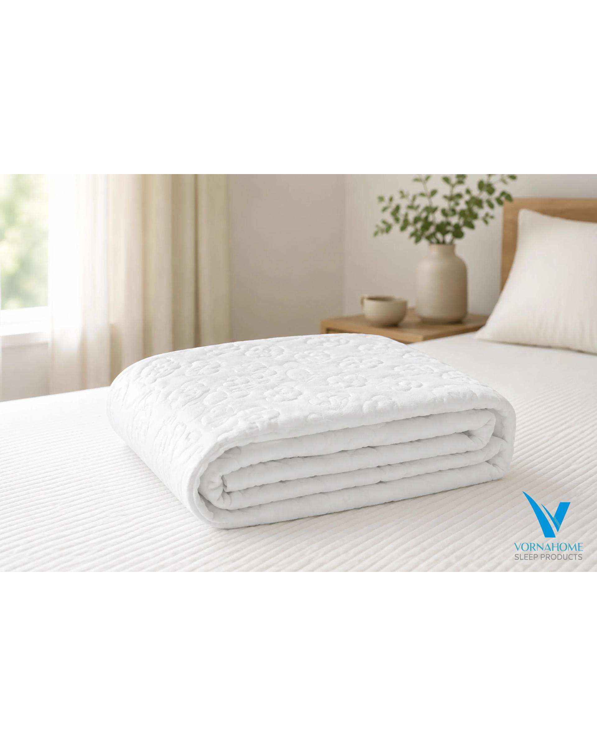 محافظ تشک دو نفره سایز 200×200 کتان ضد آب سفید ورنا هوم Vornahome