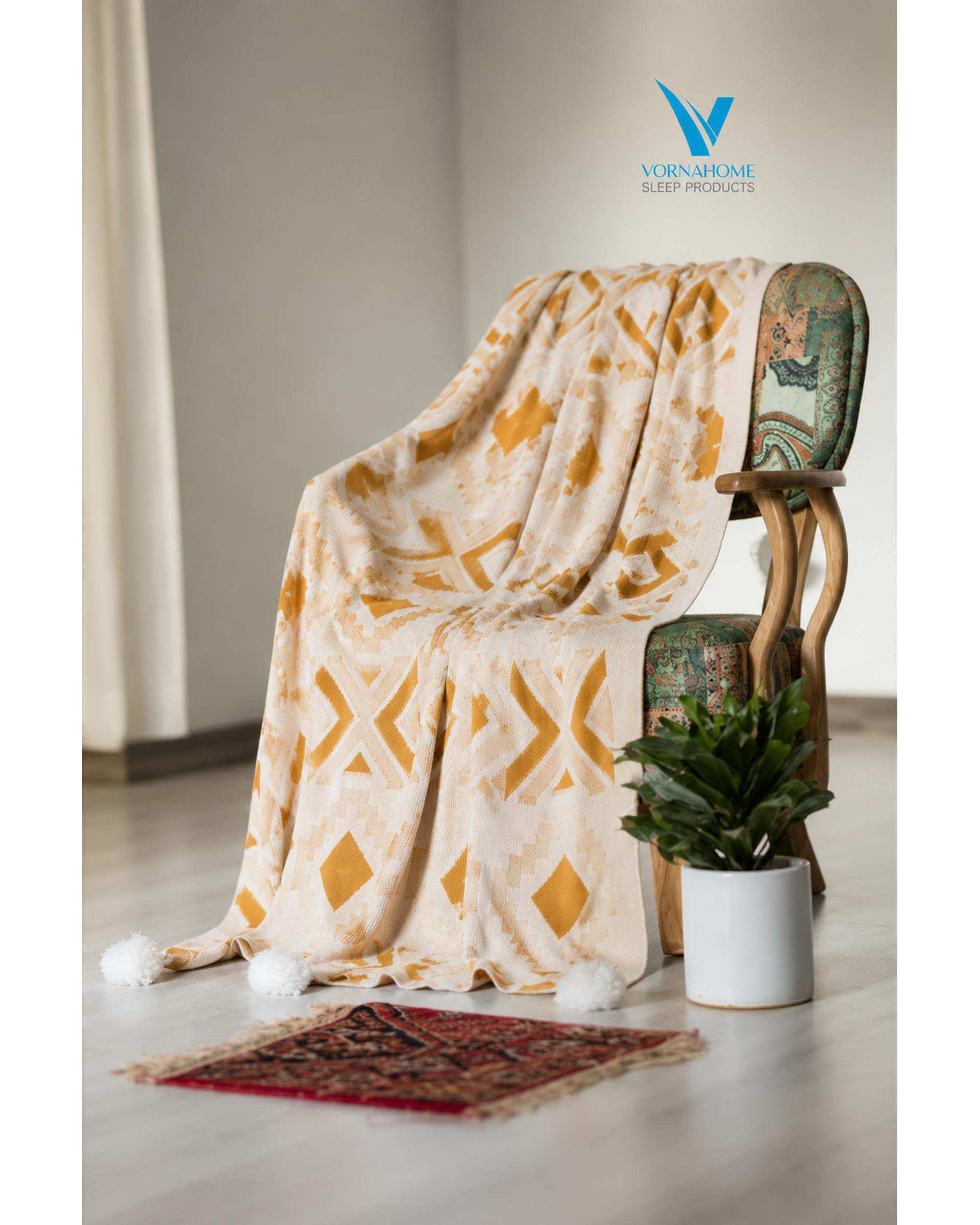 شال مبل سایز 180×140 خردلی ورنا هوم Vornahome طرح پانچ