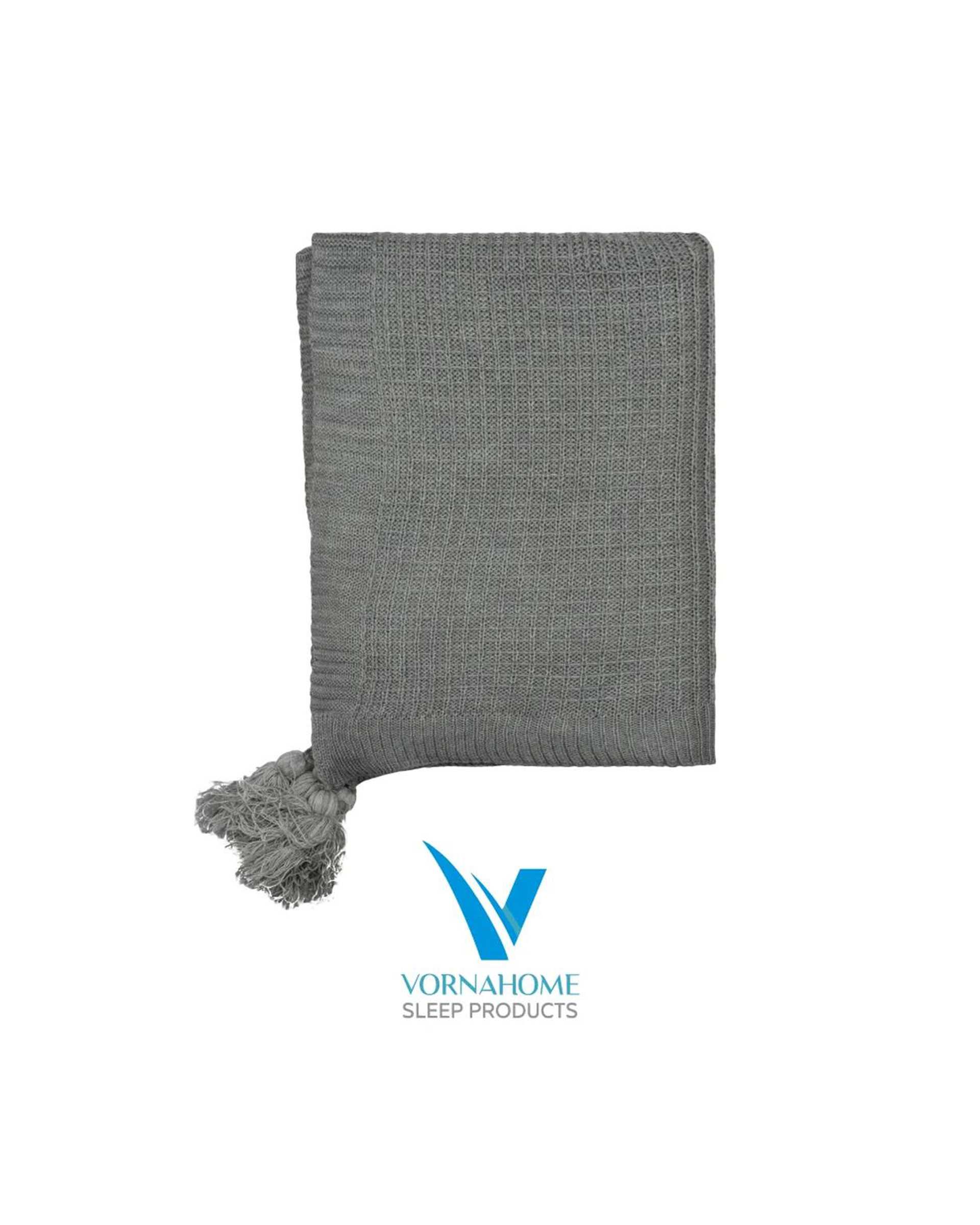 شال مبل سایز 180×140 طوسی تیره ورنا هوم Vornahome طرح پیکه