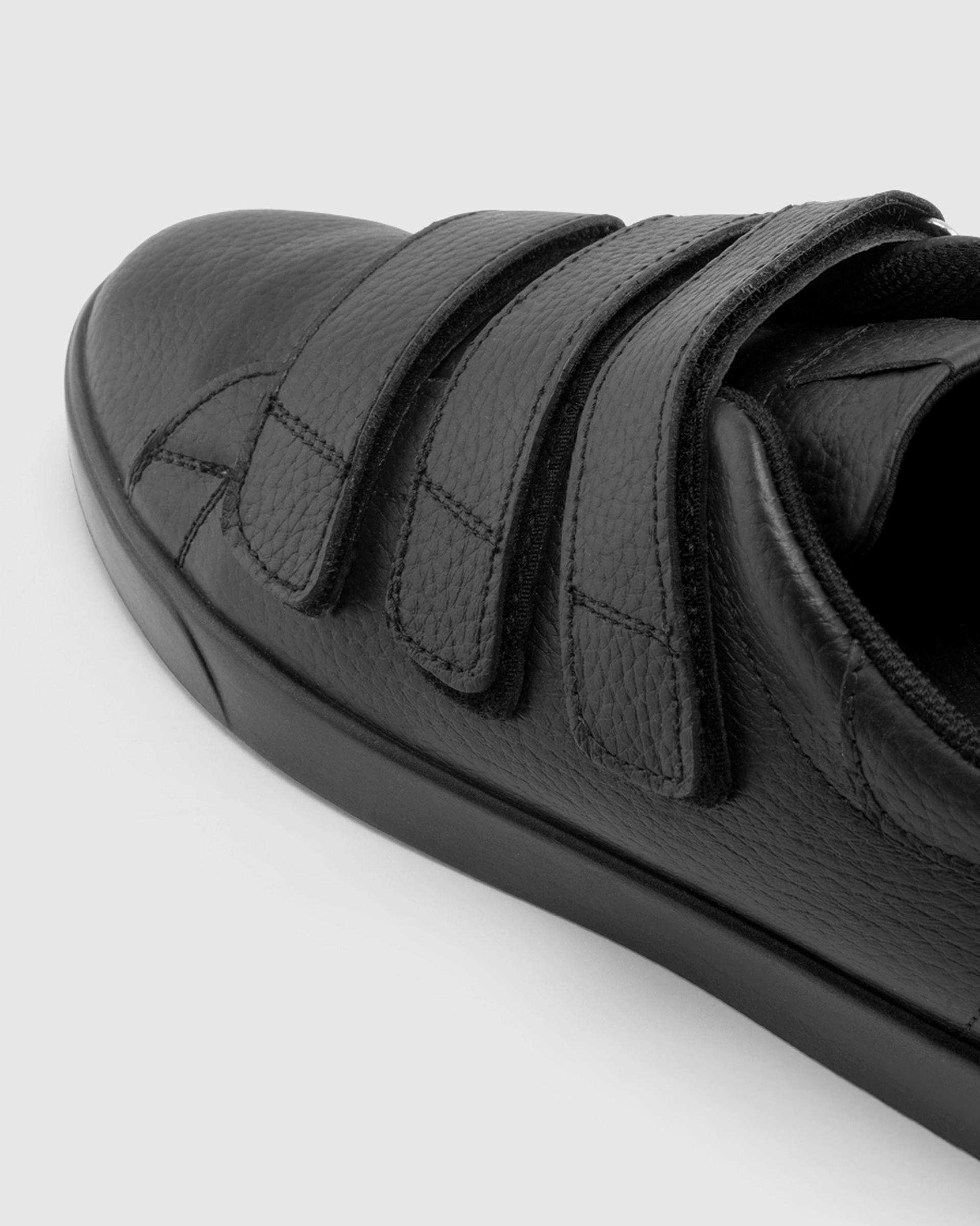 کفش چرم زنانه مشکی اورز OREZ مدل MIA VELCRO کد WCK218