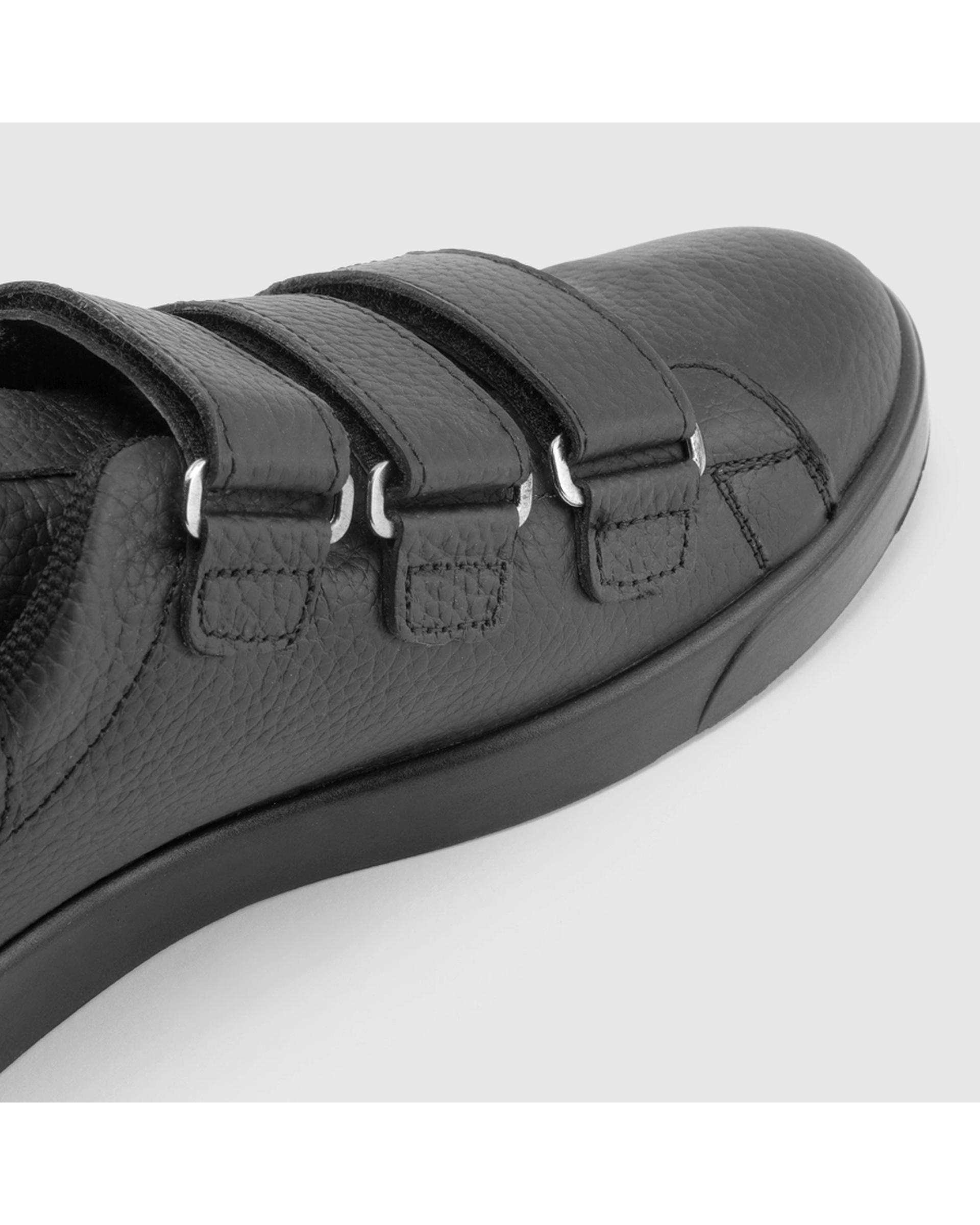 کفش چرم زنانه مشکی اورز OREZ مدل MIA VELCRO کد WCK218